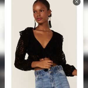 Saints & Hearts Black Floral Lace Ruched Crop Top Size Medium